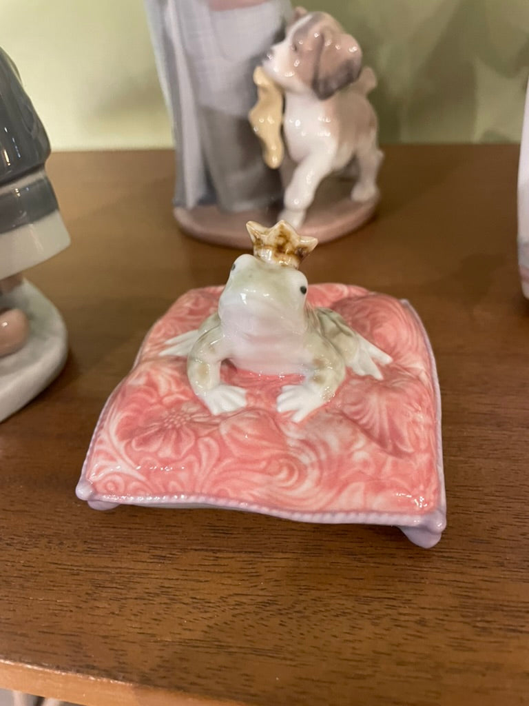 Lladro Enchanted Prince 8444