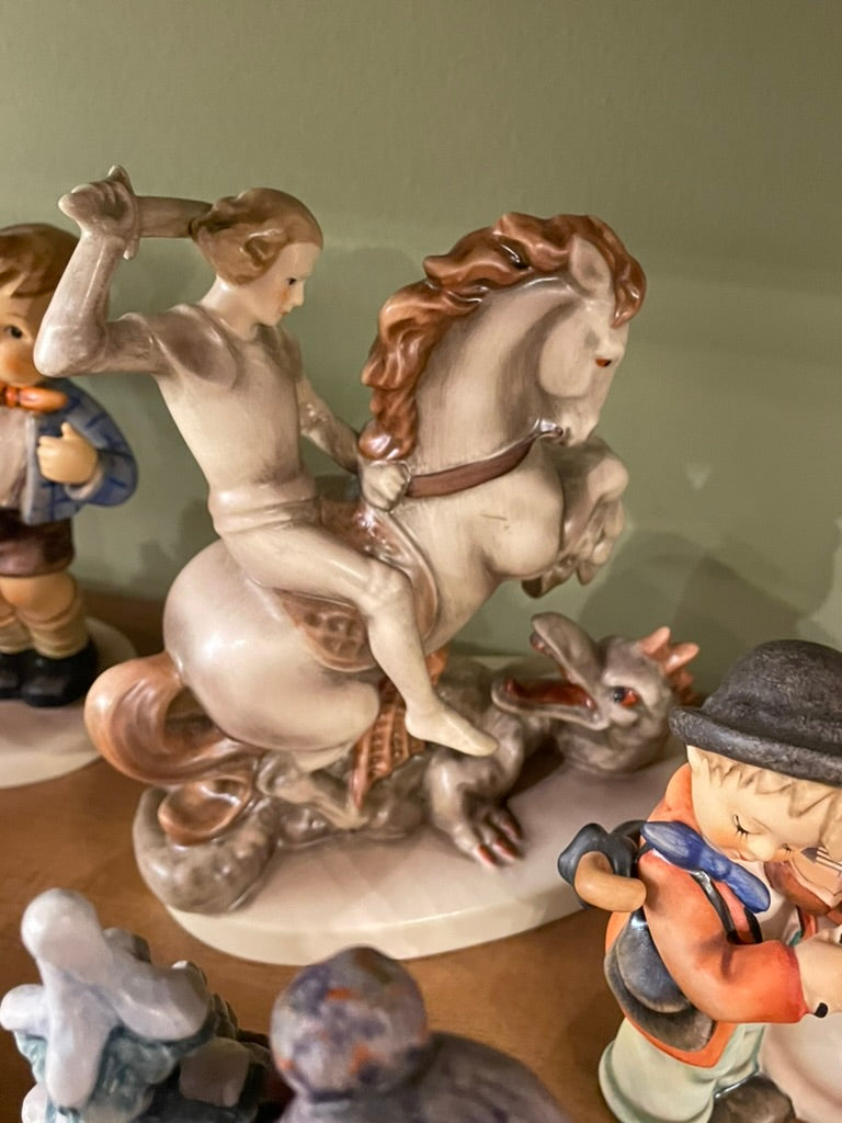 Hummel St George Slaying Dragon 55