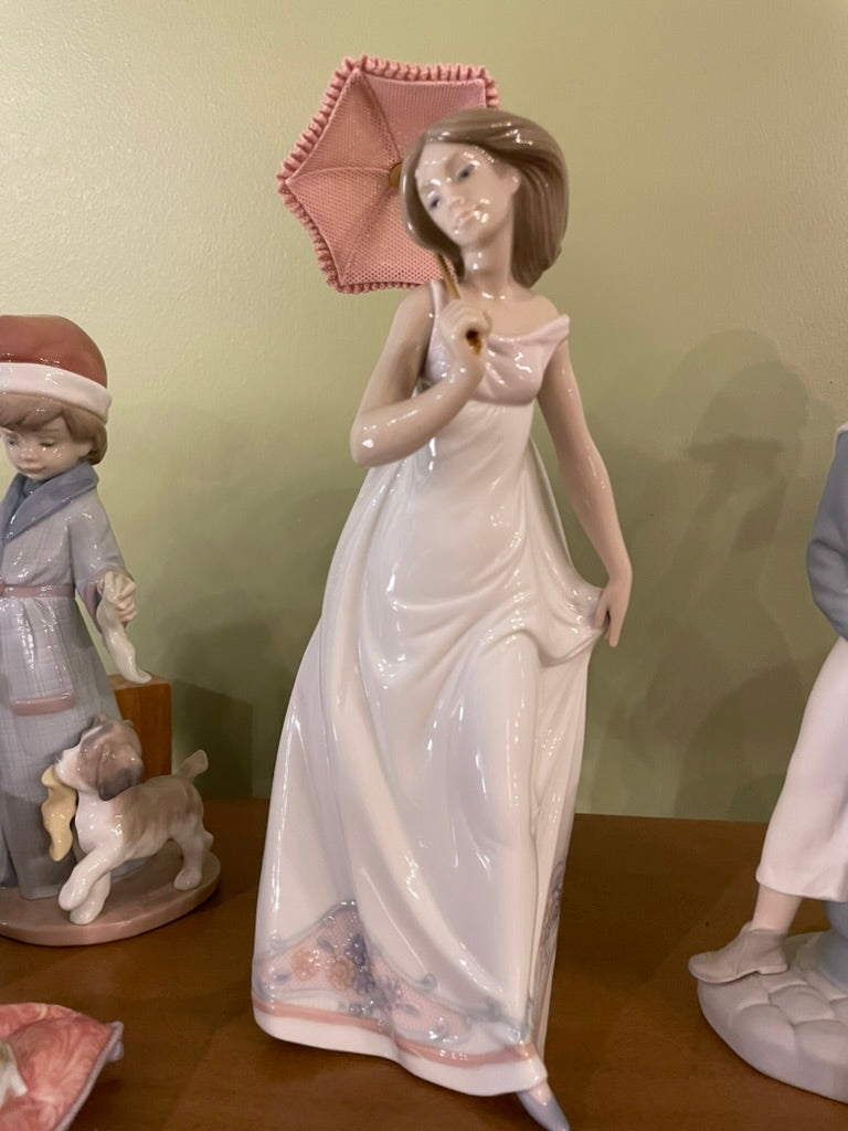 LLadro Afternoon Promenade